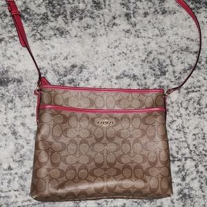 COACH SIGNATURE FILE CROSSBODY BAG. MAKE OFFER!